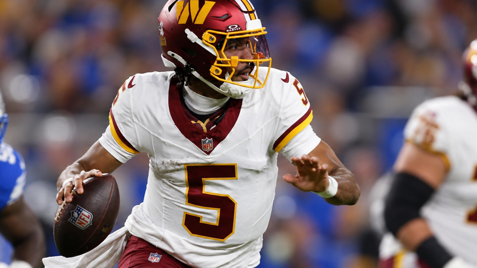 NFL Doctors Fear Another Jayden Daniels Elbow Injury